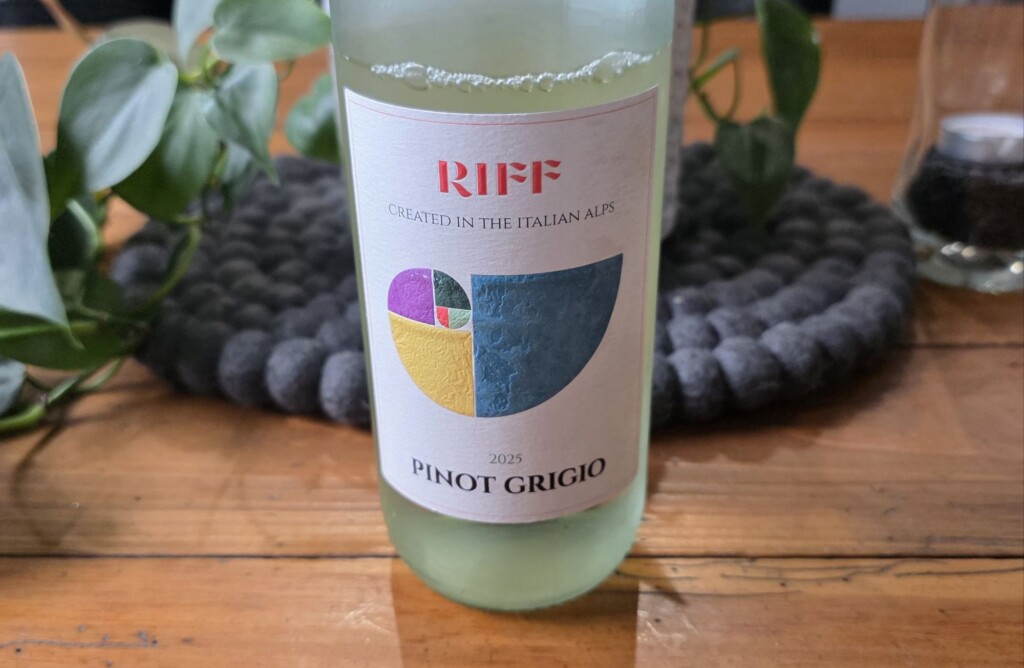 Please The Palate Wine of the Week: Alois Lageder 2025 Riff Pinot Grigio Delle Venezie DOC