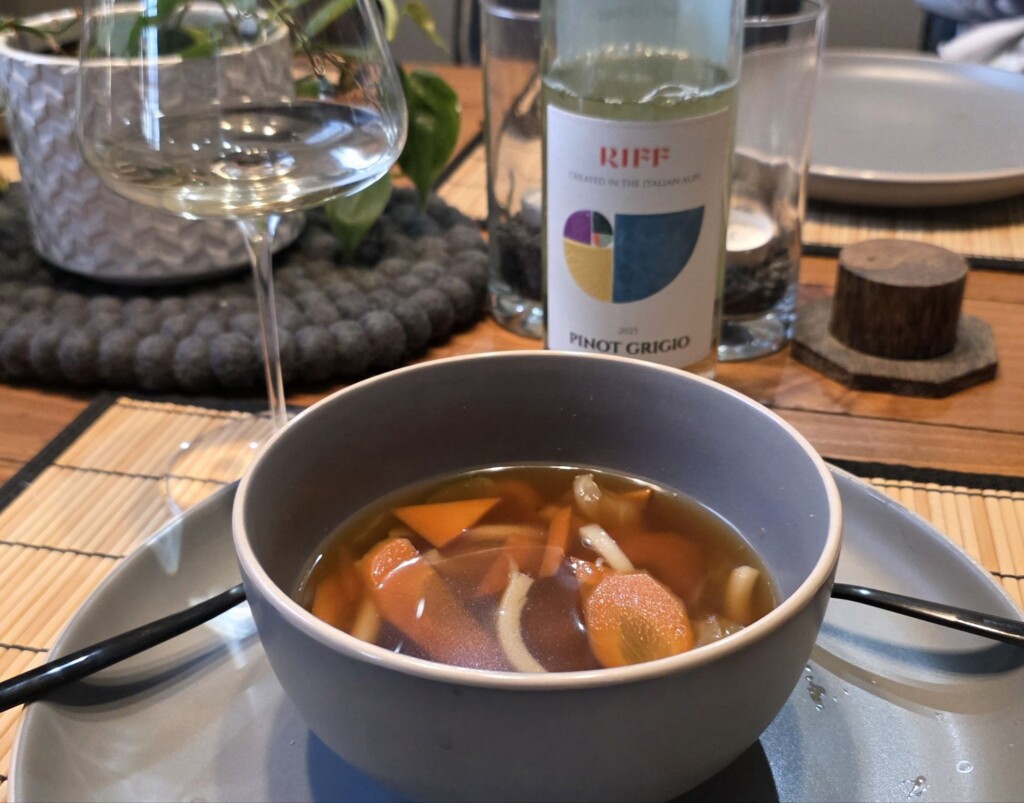 Please The Palate Wine of the Week: Alois Lageder 2025 Riff Pinot Grigio Delle Venezie DOC